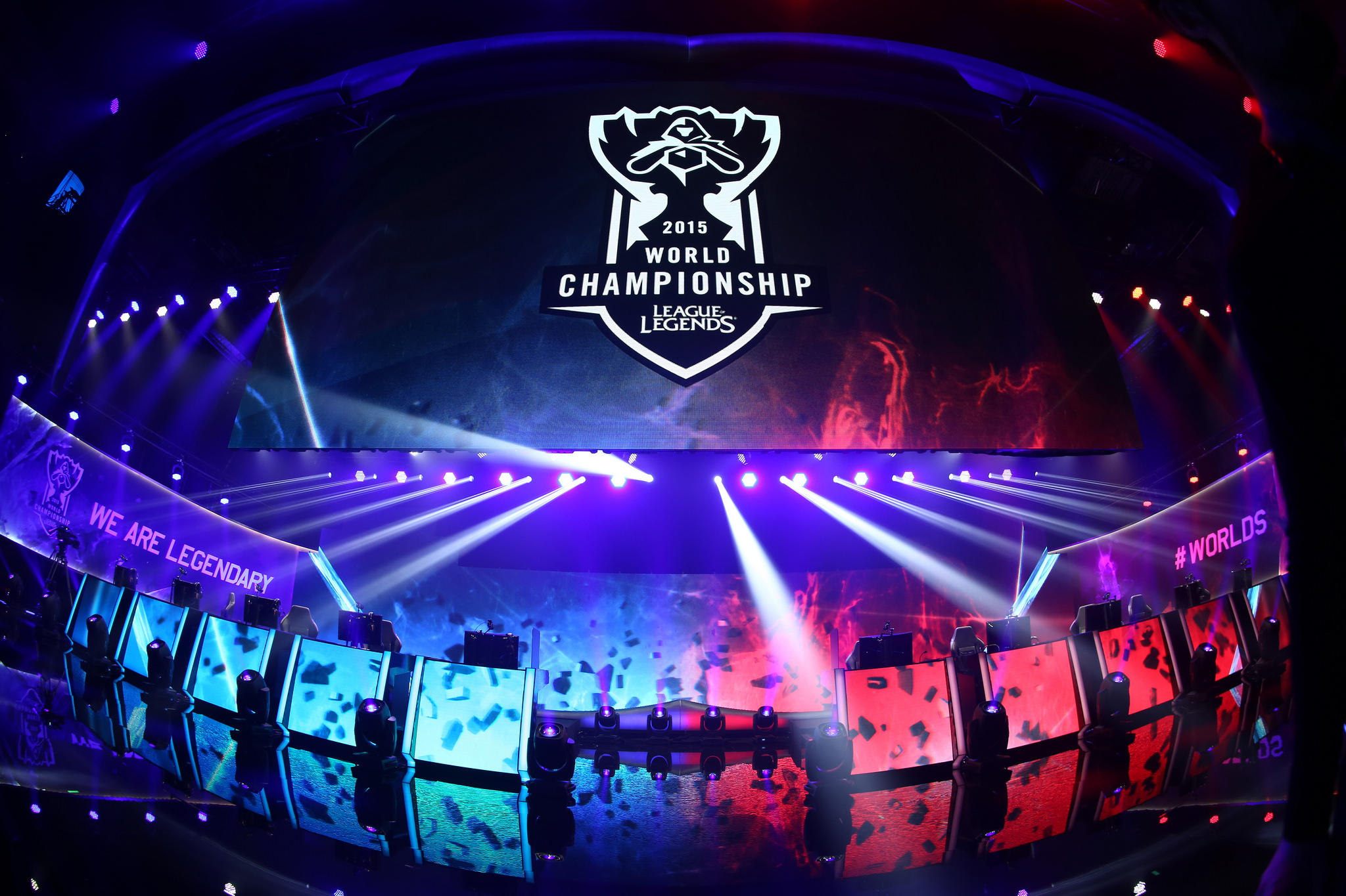 icon 谈论了他的复出试训： LPL 现在中场球员仍然非常短缺，有人问我有没有想法！